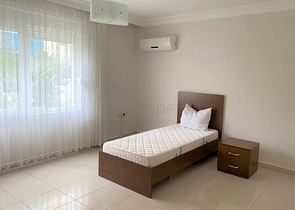 Просторная квартира 3+1 в Махмутларе