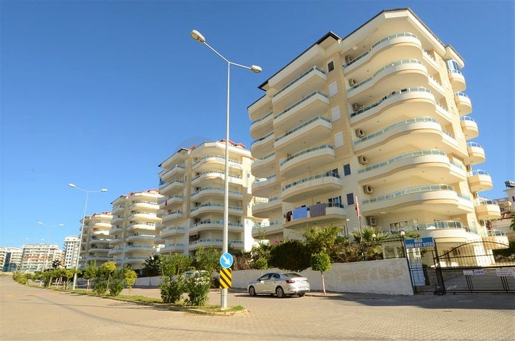 Просторные апартаменты 1+1 в Авсалларе