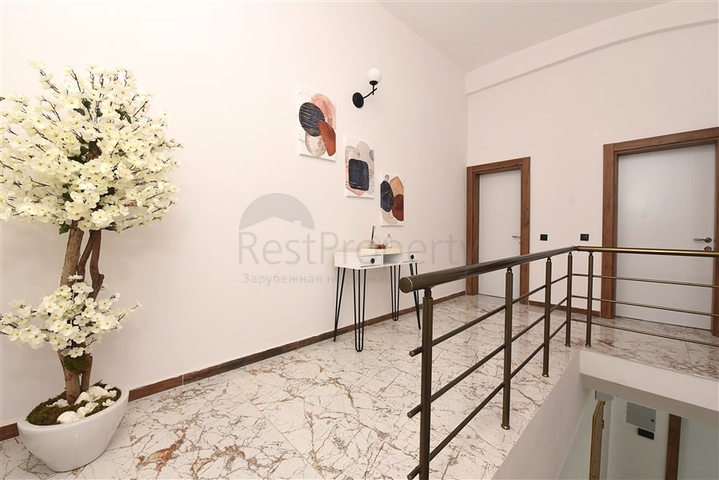 Роскошный офис в центре Алании