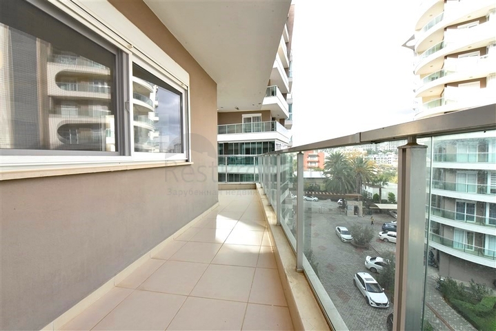 Просторная квартира планировки 1+1 в комплексе с отельной инфраструктурой