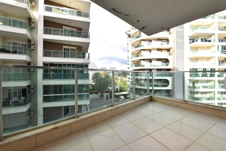 Просторная квартира планировки 1+1 в комплексе с отельной инфраструктурой