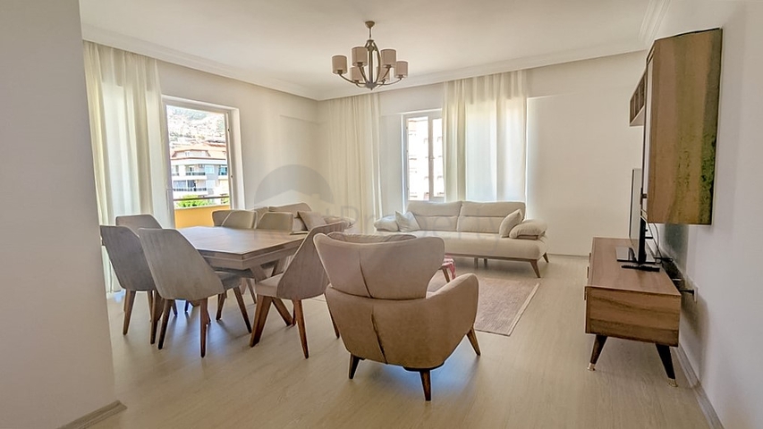 Просторная квартира 3+1 в самом центре Алании 