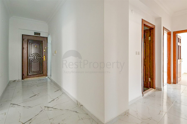 Просторная квартира 3+1 в самом центре Алании 