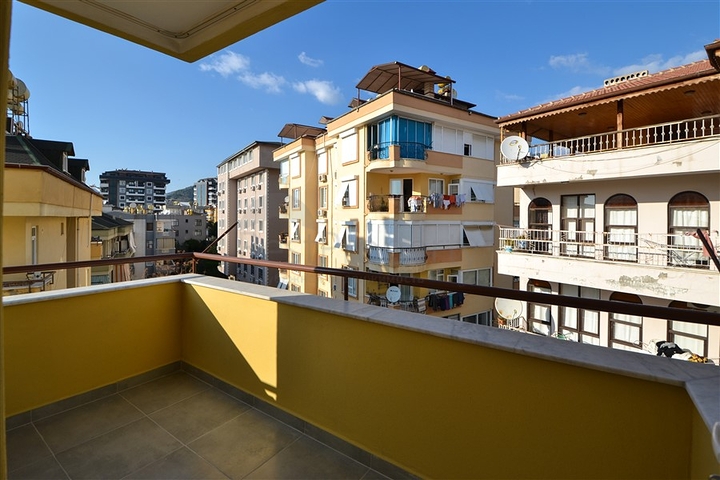 Просторная квартира 3+1 в самом центре Алании 