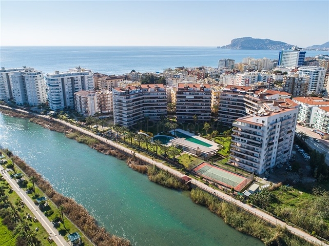 Просторная квартира 2+1 в районе Тосмур