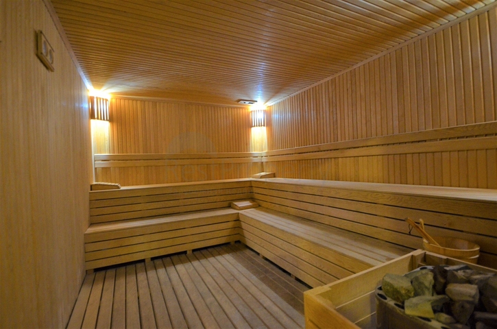 Пентхаус 2+1 в центре Махмутлара с видом на горы 