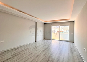 Пентхаус 2+1 в центре Махмутлара с видом на горы 