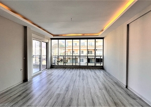 Пентхаус 2+1 в центре Махмутлара с видом на горы 