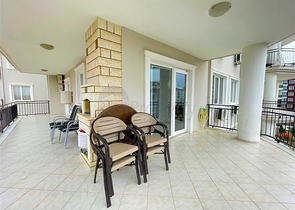 Просторная трехкомнатная квартира в Тосмуре