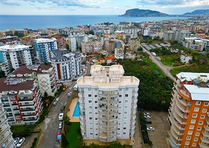 Просторная трехкомнатная квартира в Тосмуре