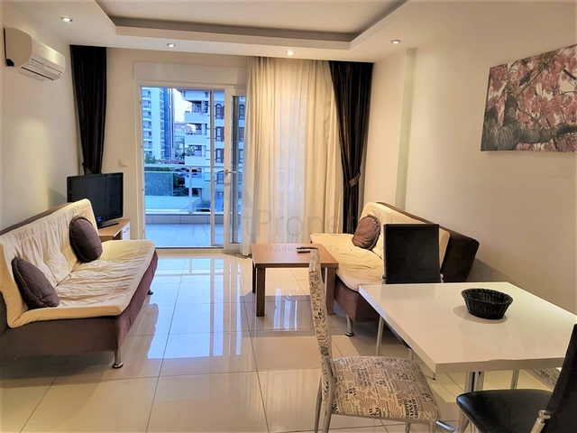 Просторная квартира 1+1 в центральном районе Алании – Джикджилли