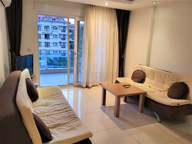 Просторная квартира 1+1 в центральном районе Алании – Джикджилли