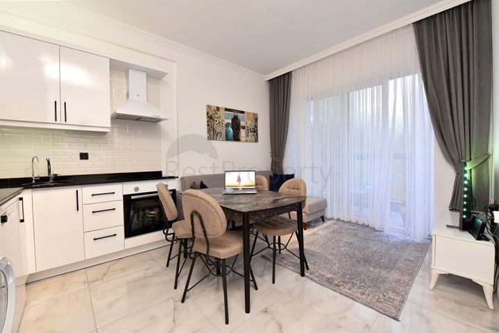 Двухкомнатная меблированная квартира в комплексе в сосновом бору