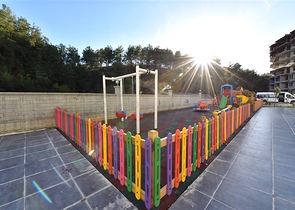 Двухкомнатная меблированная квартира в комплексе в сосновом бору