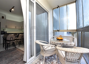 Двухкомнатная меблированная квартира в комплексе в сосновом бору