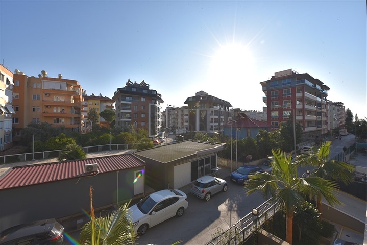 Квартира в аренду в 5 минутах от пляжа в центре Алании