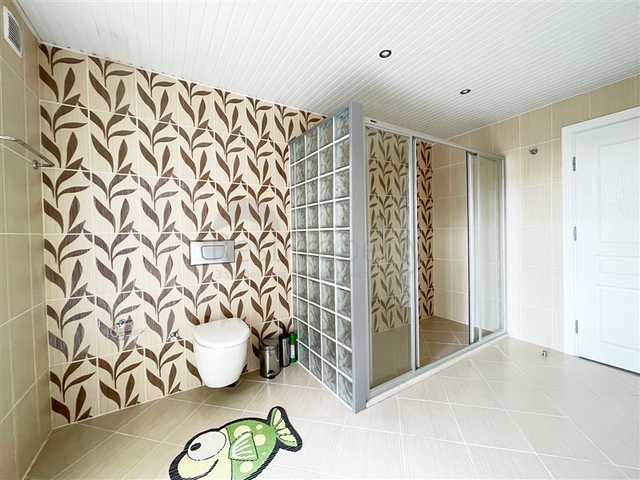 Шикарный садовый дуплекс 3+1 в районе Джикджилли