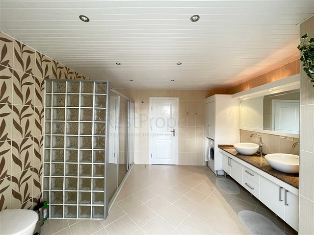 Шикарный садовый дуплекс 3+1 в районе Джикджилли