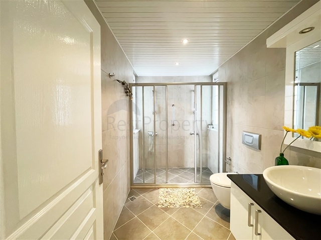 Шикарный садовый дуплекс 3+1 в районе Джикджилли