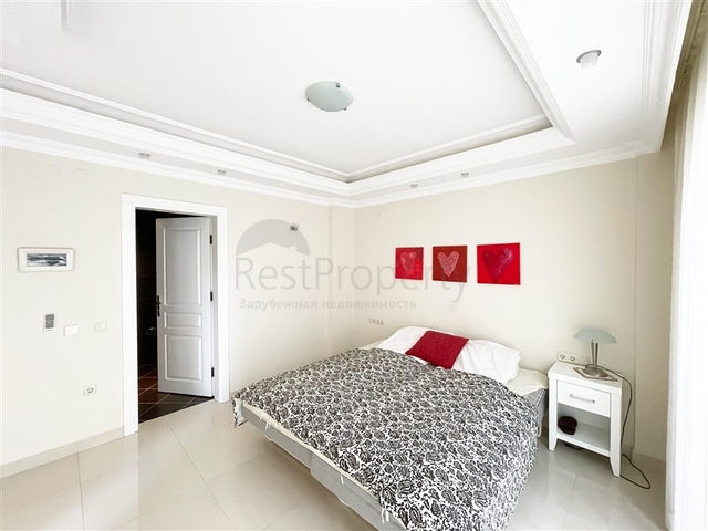 Шикарный садовый дуплекс 3+1 в районе Джикджилли