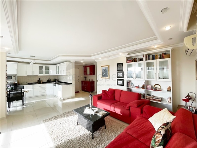 Шикарный садовый дуплекс 3+1 в районе Джикджилли