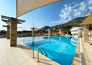 Шикарный садовый дуплекс 3+1 в районе Джикджилли