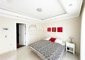 Шикарный садовый дуплекс 3+1 в районе Джикджилли