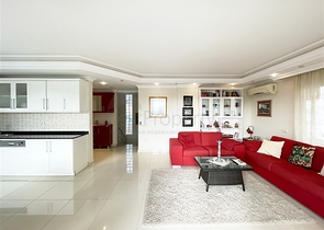 Шикарный садовый дуплекс 3+1 в районе Джикджилли