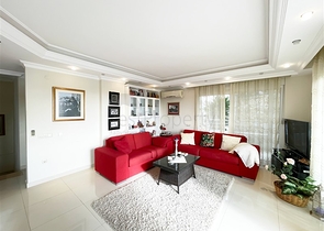 Шикарный садовый дуплекс 3+1 в районе Джикджилли