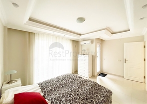 Шикарный садовый дуплекс 3+1 в районе Джикджилли