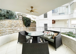 Шикарный садовый дуплекс 3+1 в районе Джикджилли