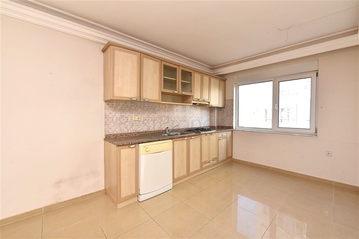 Просторная квартира 2+1 в районе Джикджили, Алания