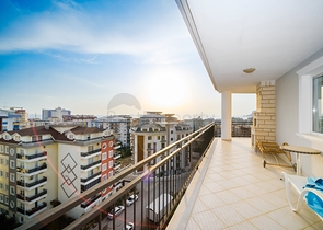 Квартира планировкой 2+1 в районе Тосмур