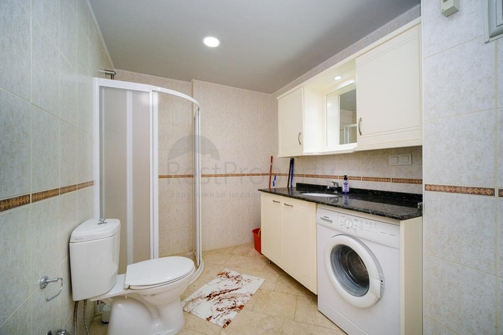 Шикарная квартира с видом на море и крепость в районе Тосмур          