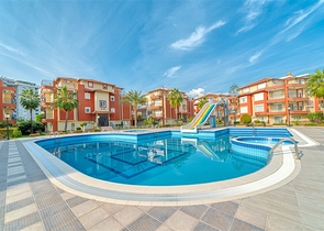 Садовый дуплекс на берегу горной реки в районе Кестель 