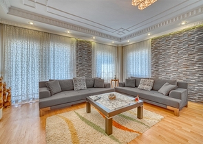 Просторная квартира в центре Алании