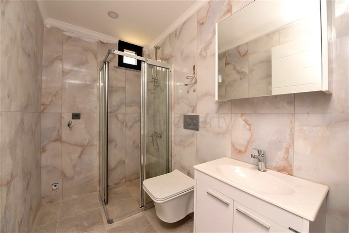 Пентхаус 3+1 в Газипаше с видом на море