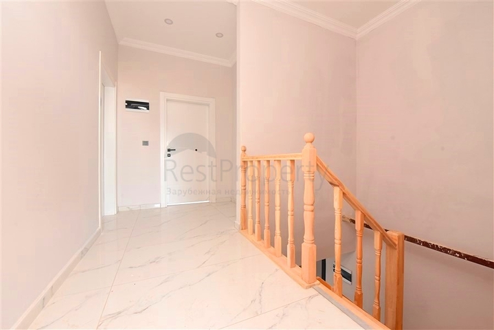 Пентхаус 3+1 в Газипаше с видом на море