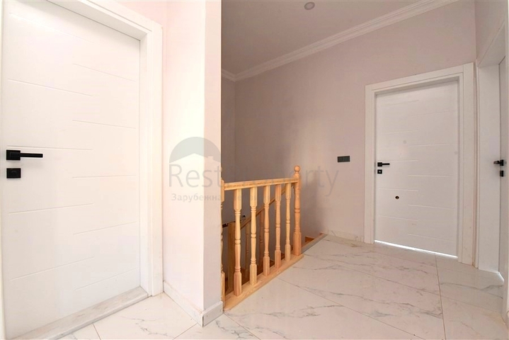 Пентхаус 3+1 в Газипаше с видом на море