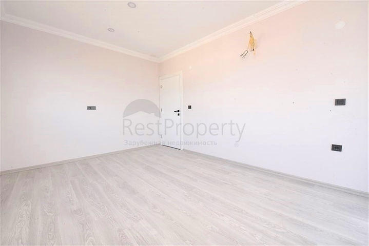 Пентхаус 3+1 в Газипаше с видом на море