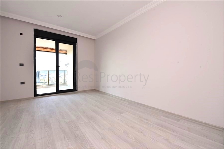 Пентхаус 2+1 с видом на горы в Газипаше