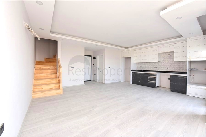 Пентхаус 2+1 с видом на горы в Газипаше