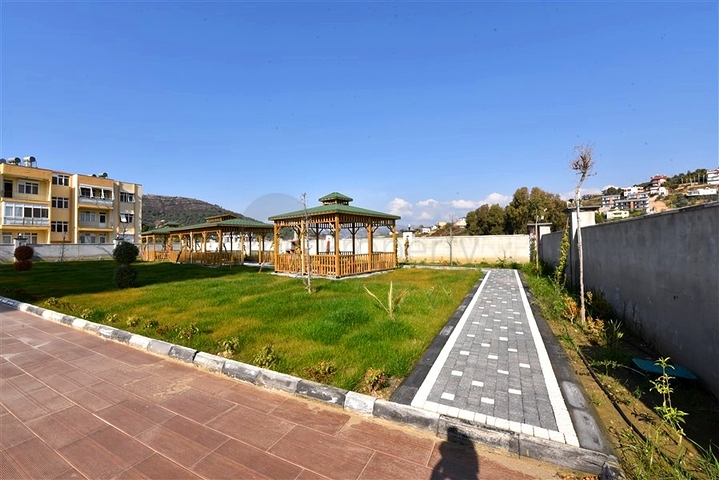 Просторный пентхаус 4+2 в районе Газипаша