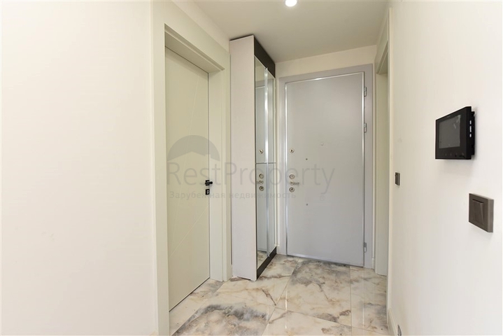 Просторный пентхаус 4+2 в районе Газипаша