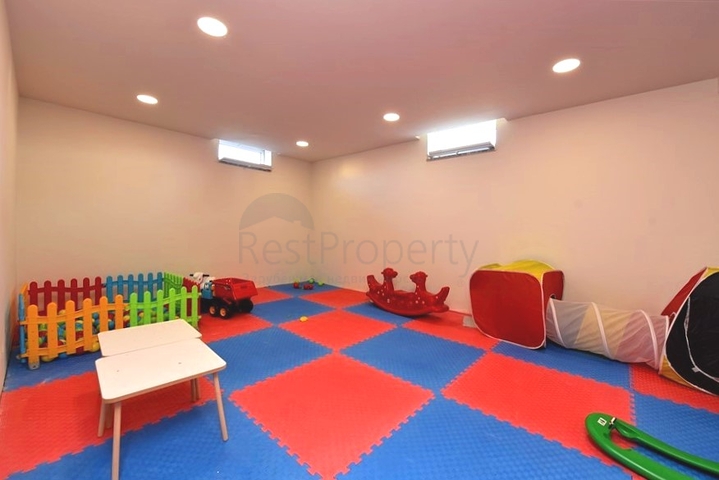 Просторный пентхаус 4+2 в районе Газипаша