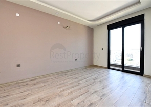 Просторный пентхаус 4+2 в районе Газипаша