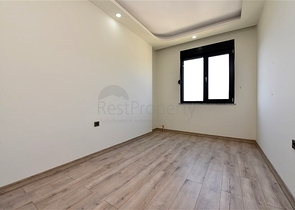 Просторный пентхаус 4+2 в районе Газипаша