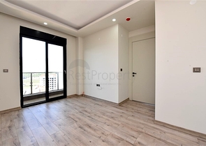 Просторный пентхаус 4+2 в районе Газипаша