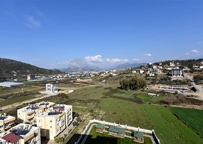 Просторный пентхаус 4+2 в районе Газипаша