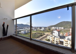 Просторный пентхаус 4+2 в районе Газипаша